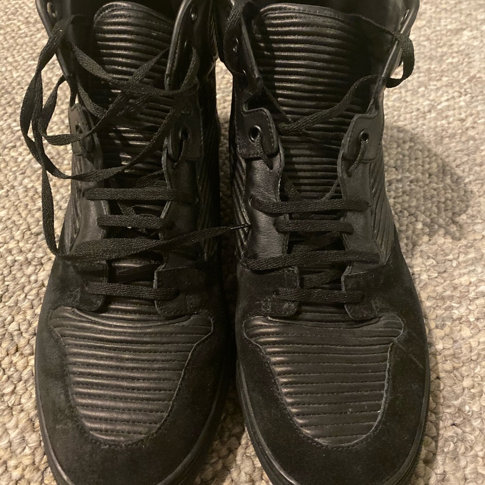 AUTHENTIC MENS BALENCIAGA SNEAKERS